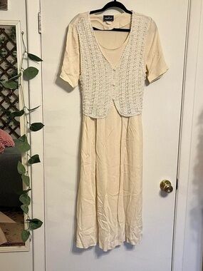 Impulsive beige midi dress with attached crochet beaded vest